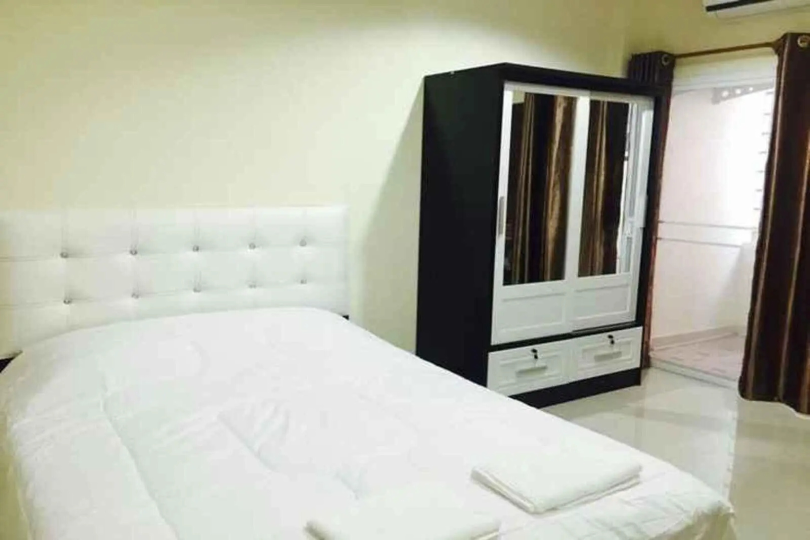 Thana Apartment