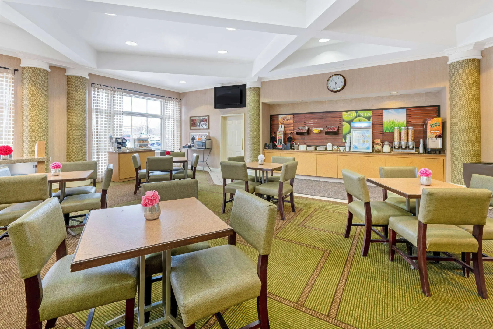 La Quinta Inn & Suites by Wyndham Salt Lake City Airport