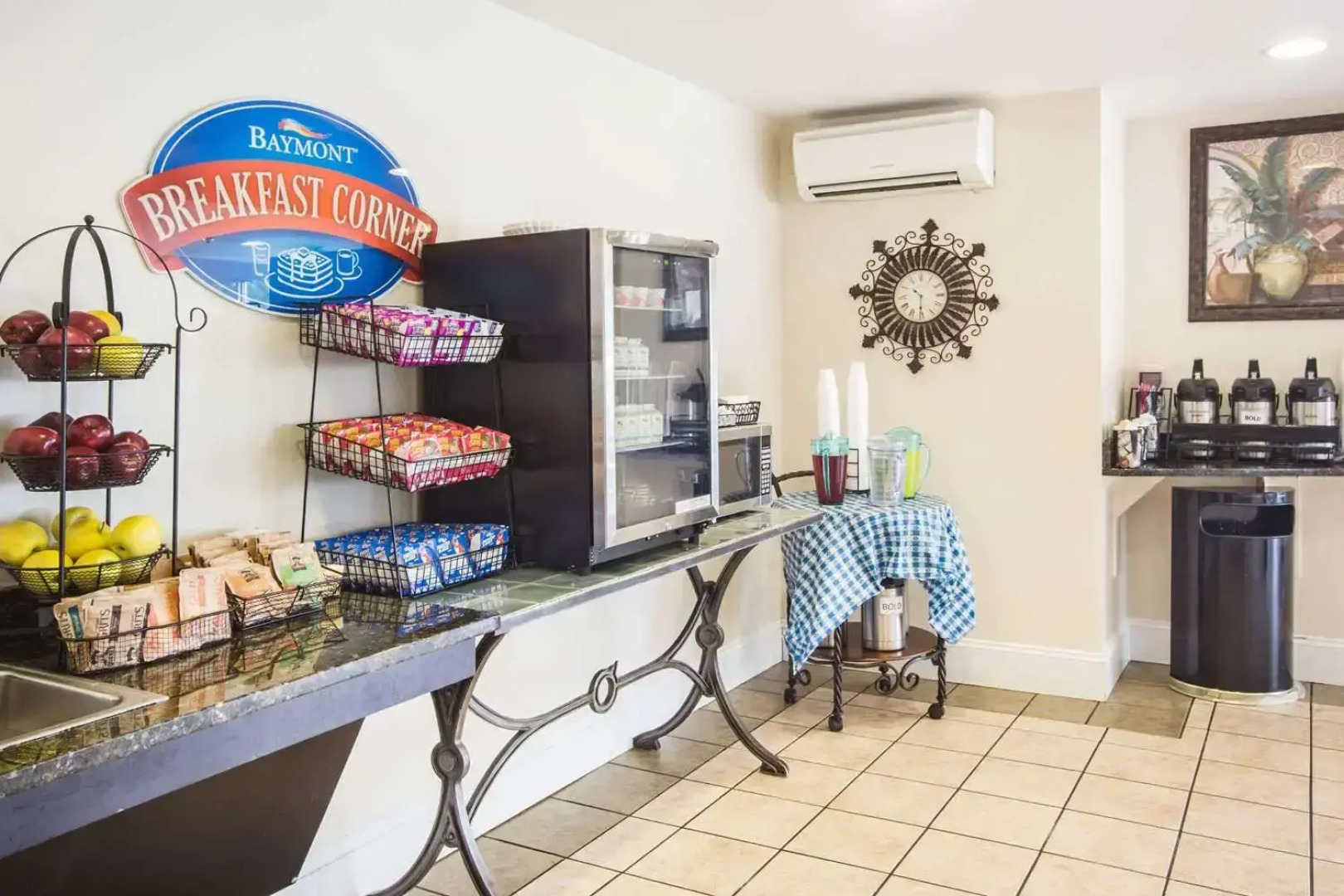 Baymont Inn & Suites Wilmington