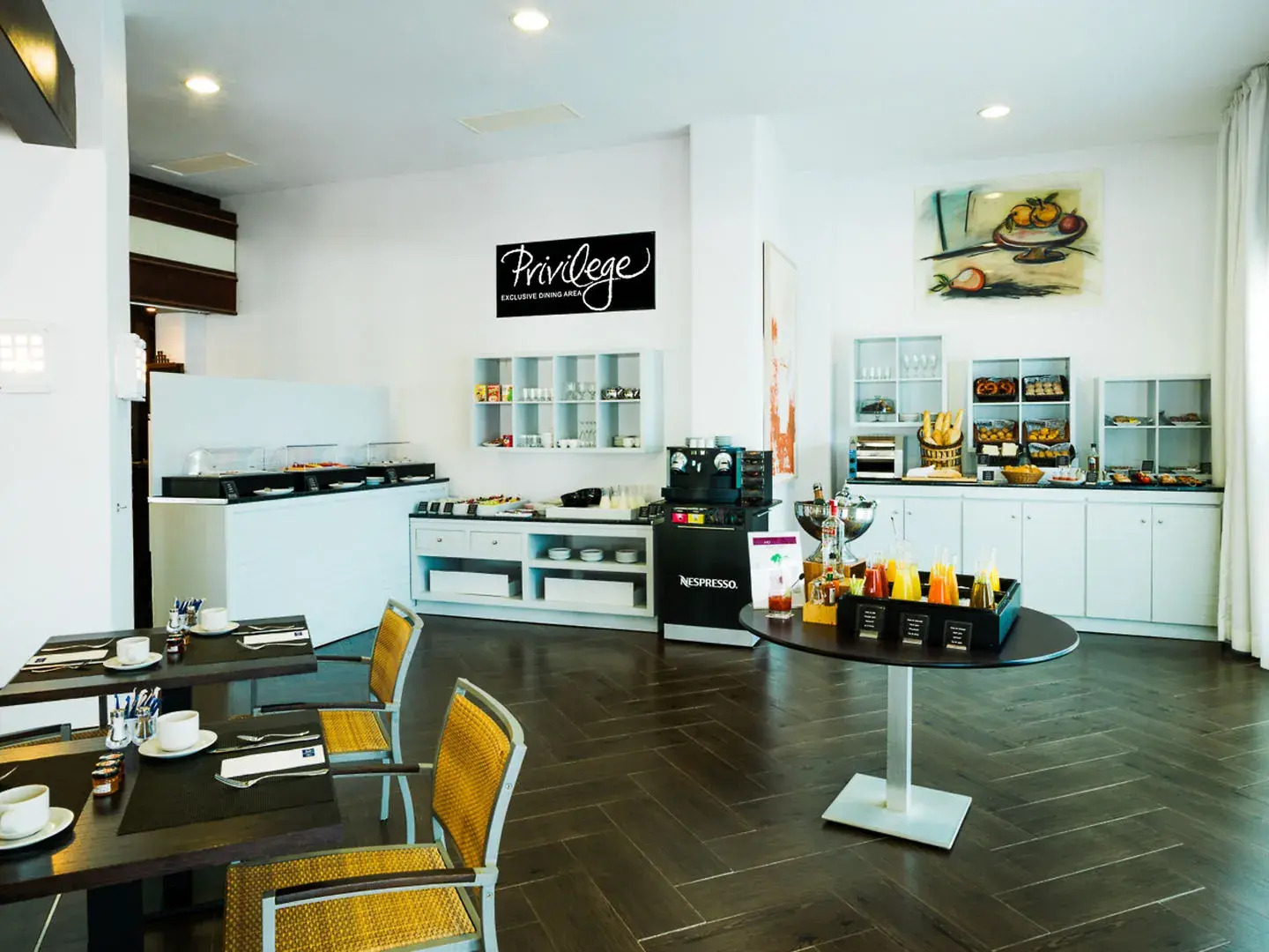 Отель H10 Estepona Palace