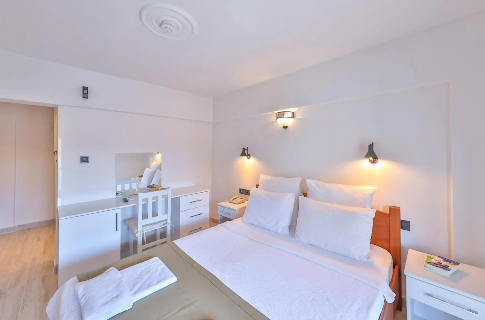 Zinbad Hotel