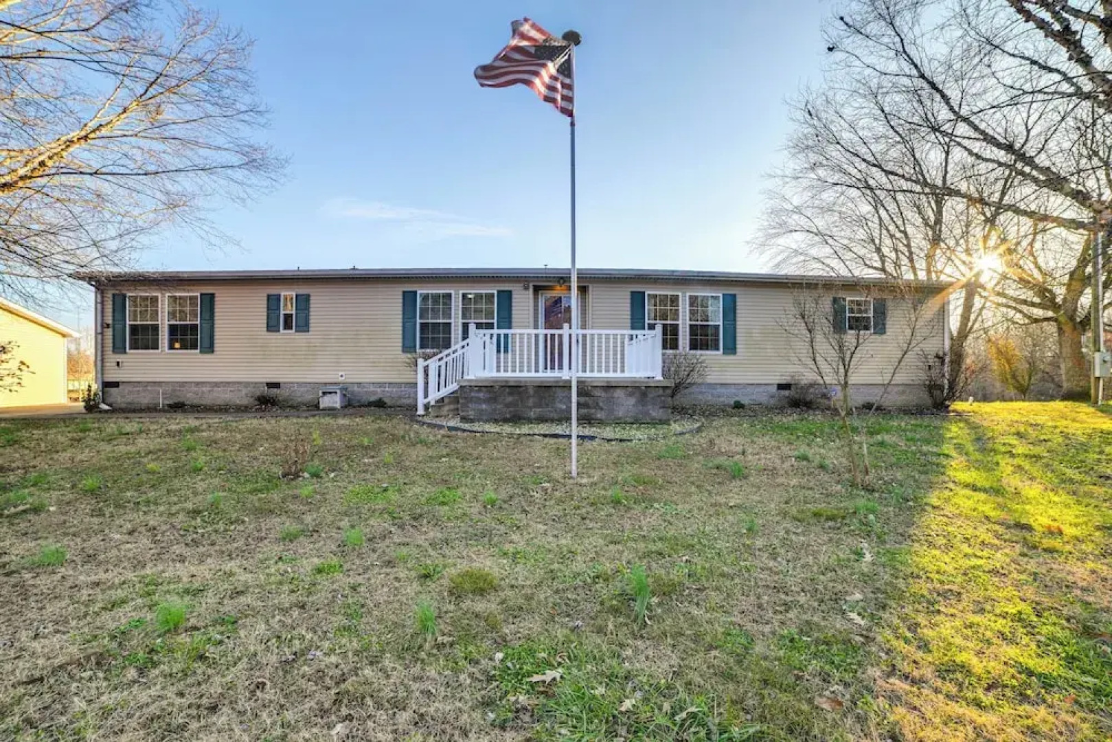 Walk to Ohio River: Golconda Home w/ Water Views!