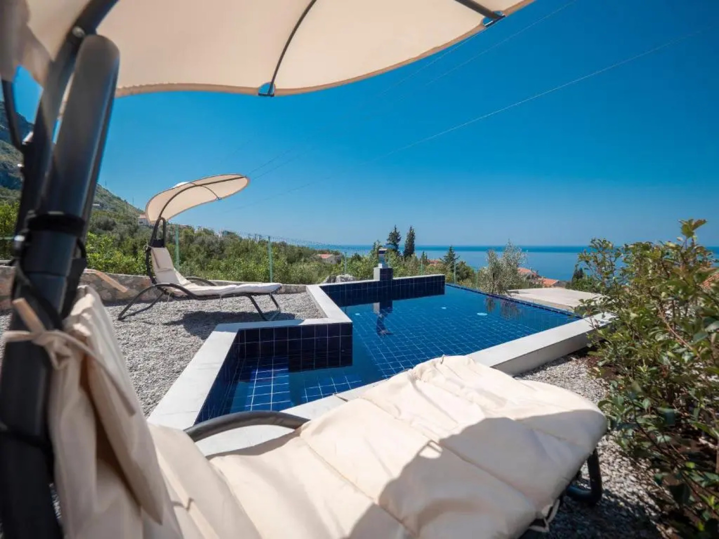 Harmonia Bungalows & Pool