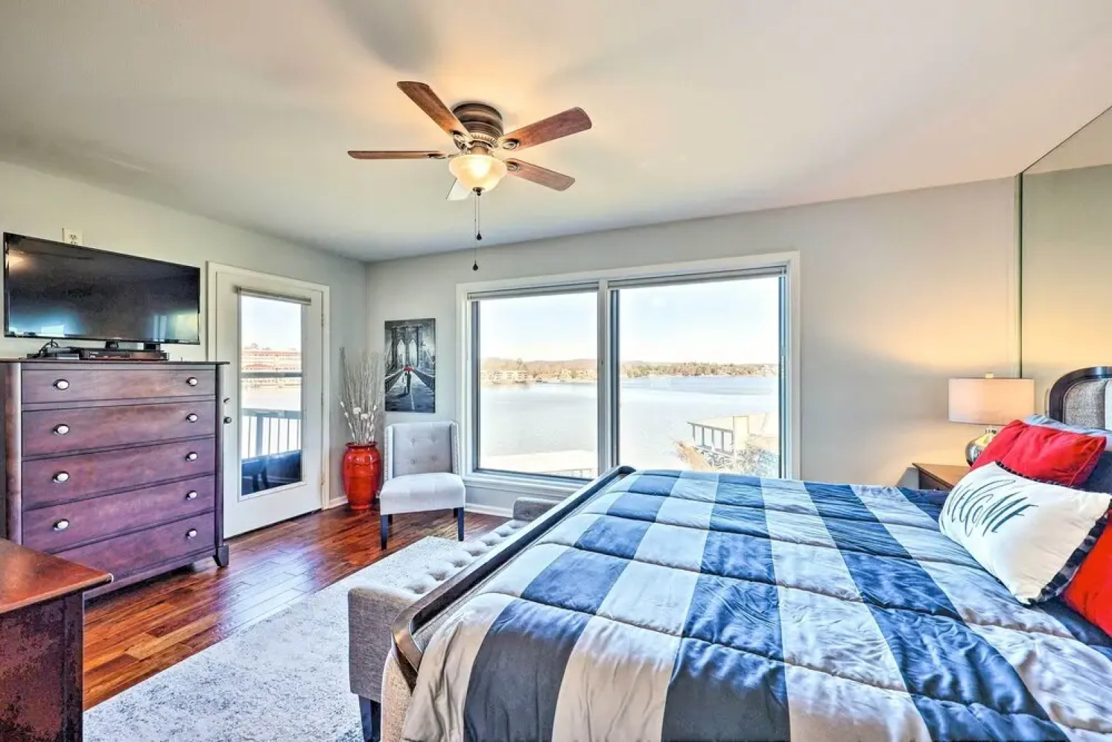 Waterfront Hot Springs Condo: Pool, Hot Tub Access