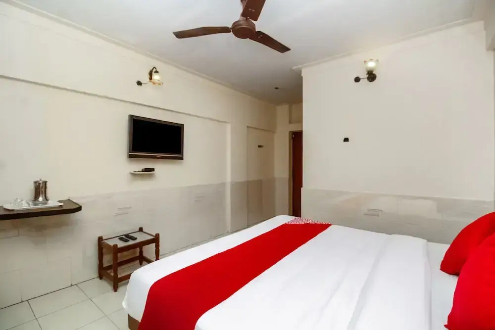 OYO 33399 Hotel Alwin