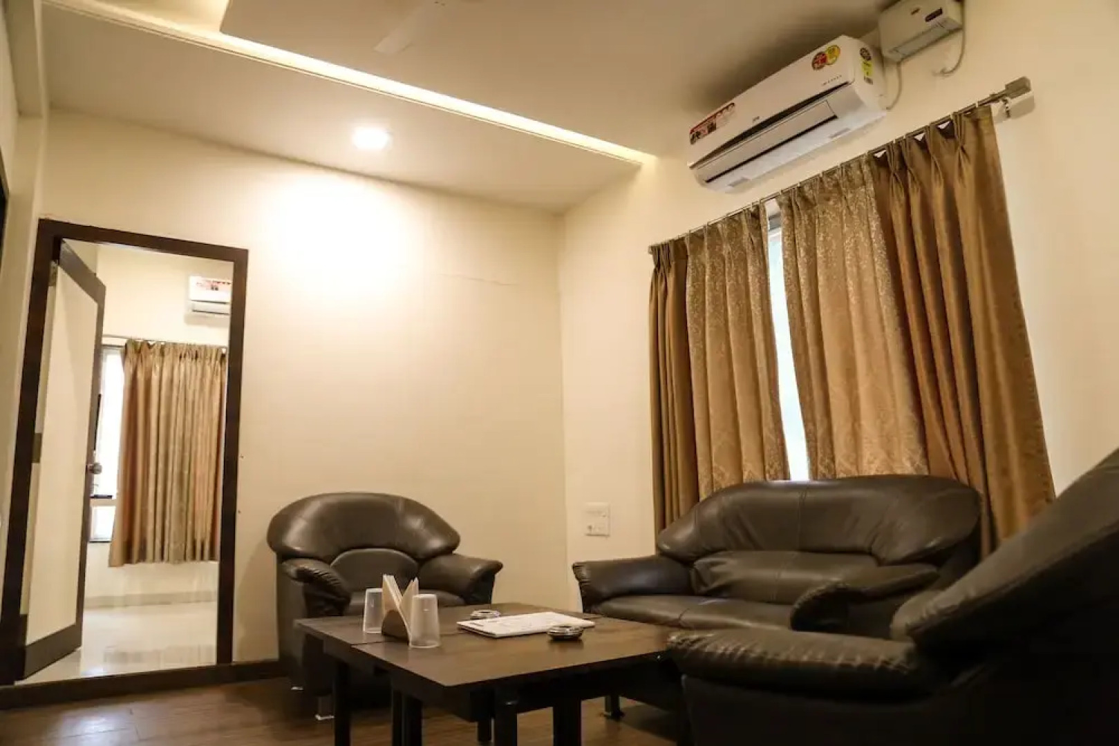 Hotel Madhuvan International