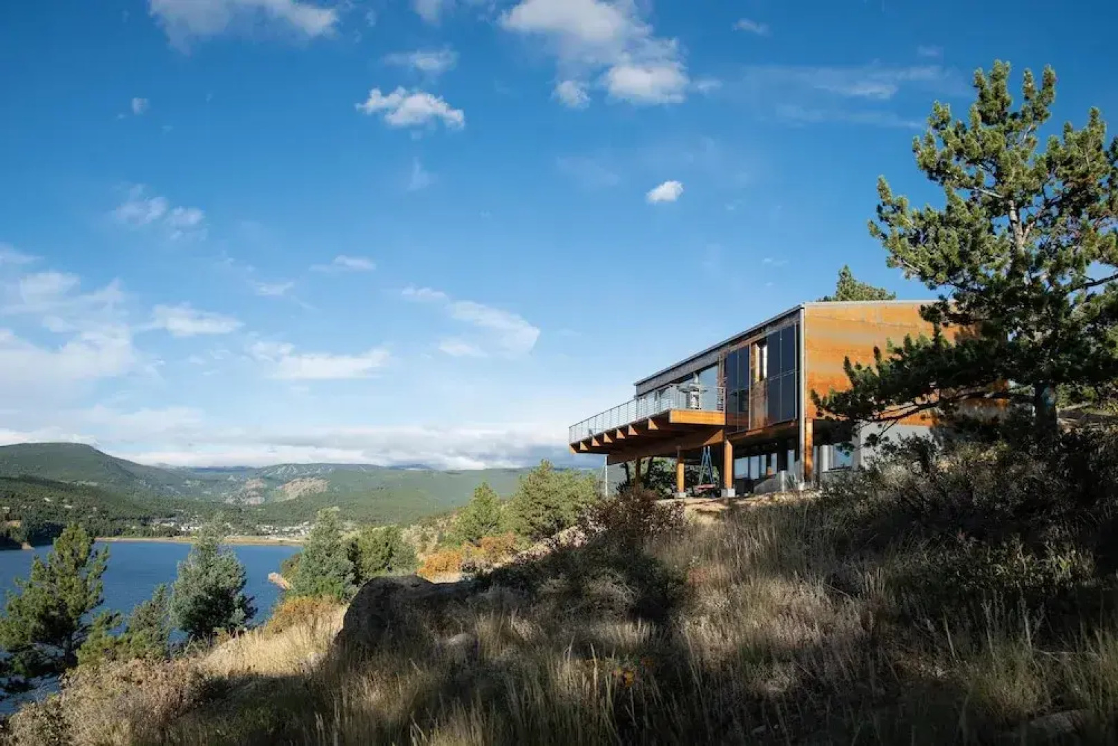 Timberline Haus 3 Bedroom Home by RedAwning