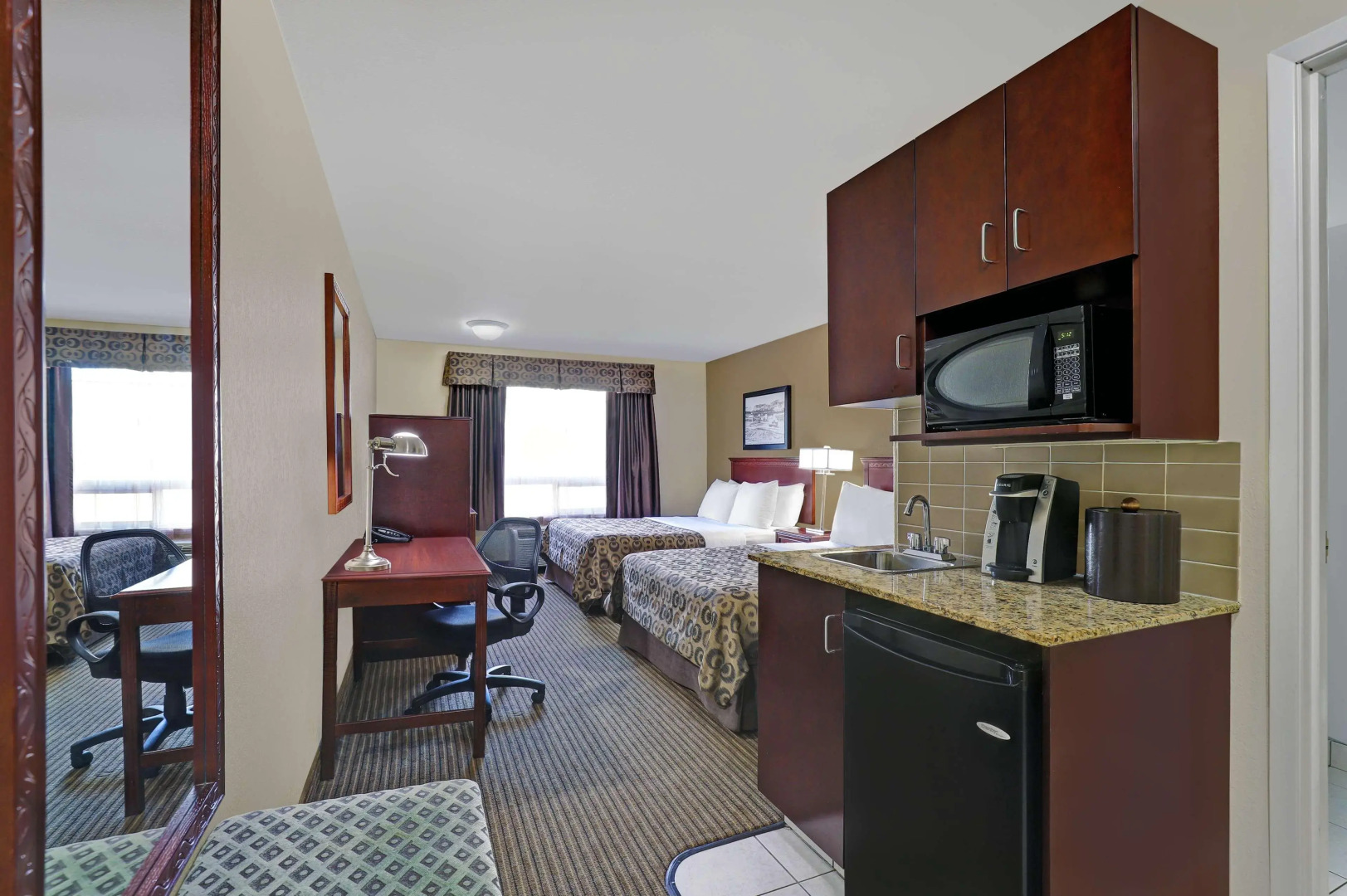 SureStay Plus Hotel by Best Western Drumheller