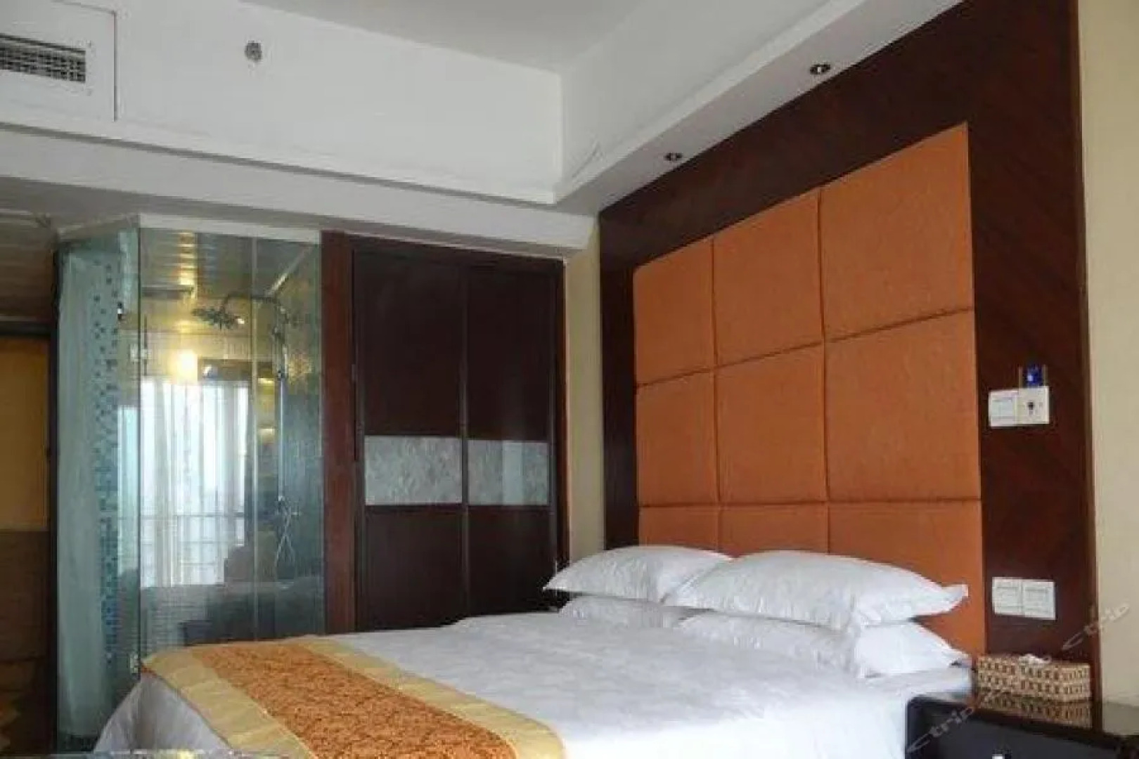 Tuanjie Business Hotel