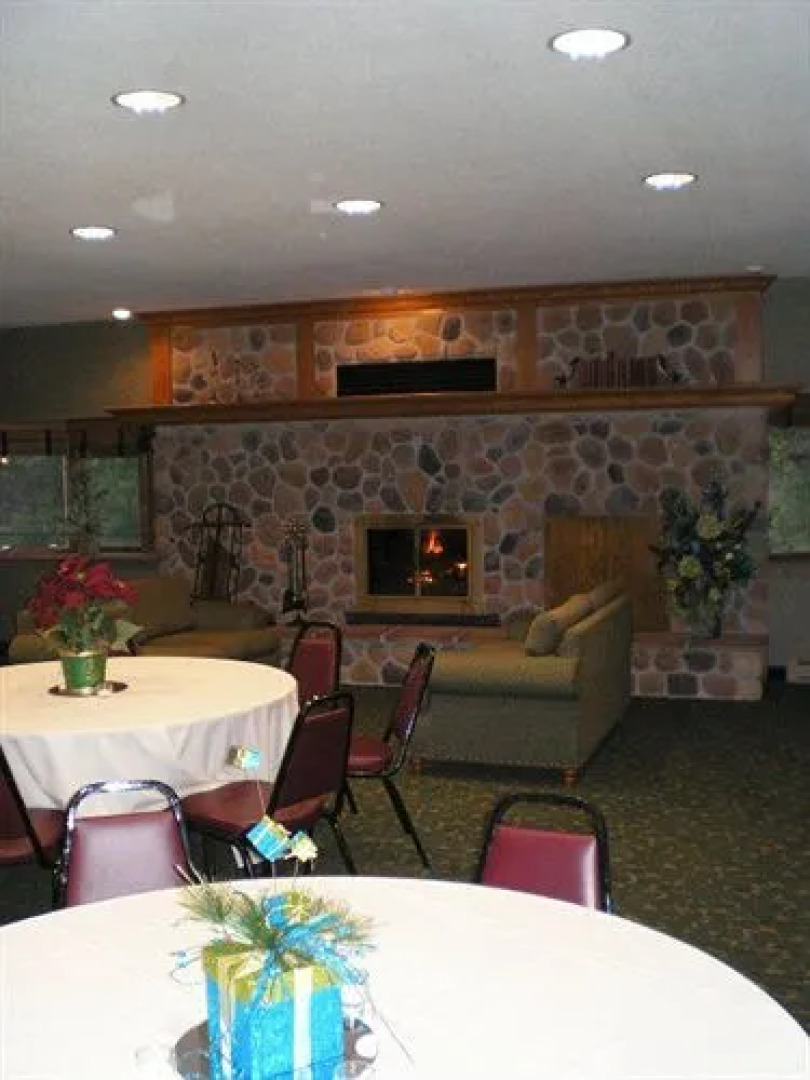 Riverwood Inn & Conference Center