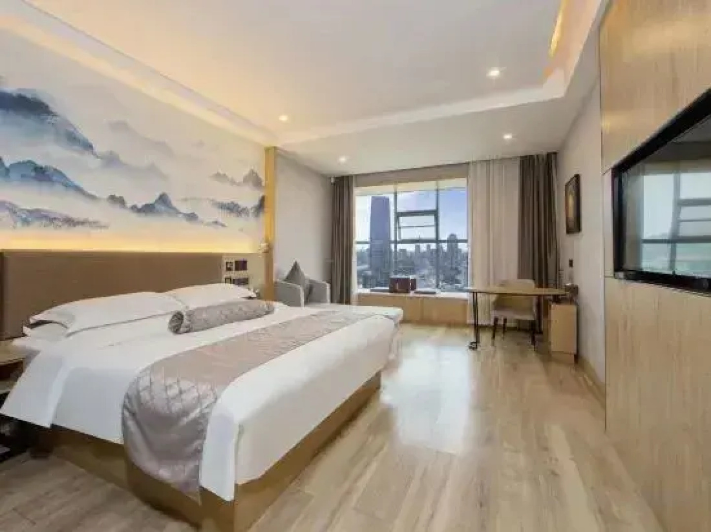 HEBE Xiyin Hotel (Loudi South Station)