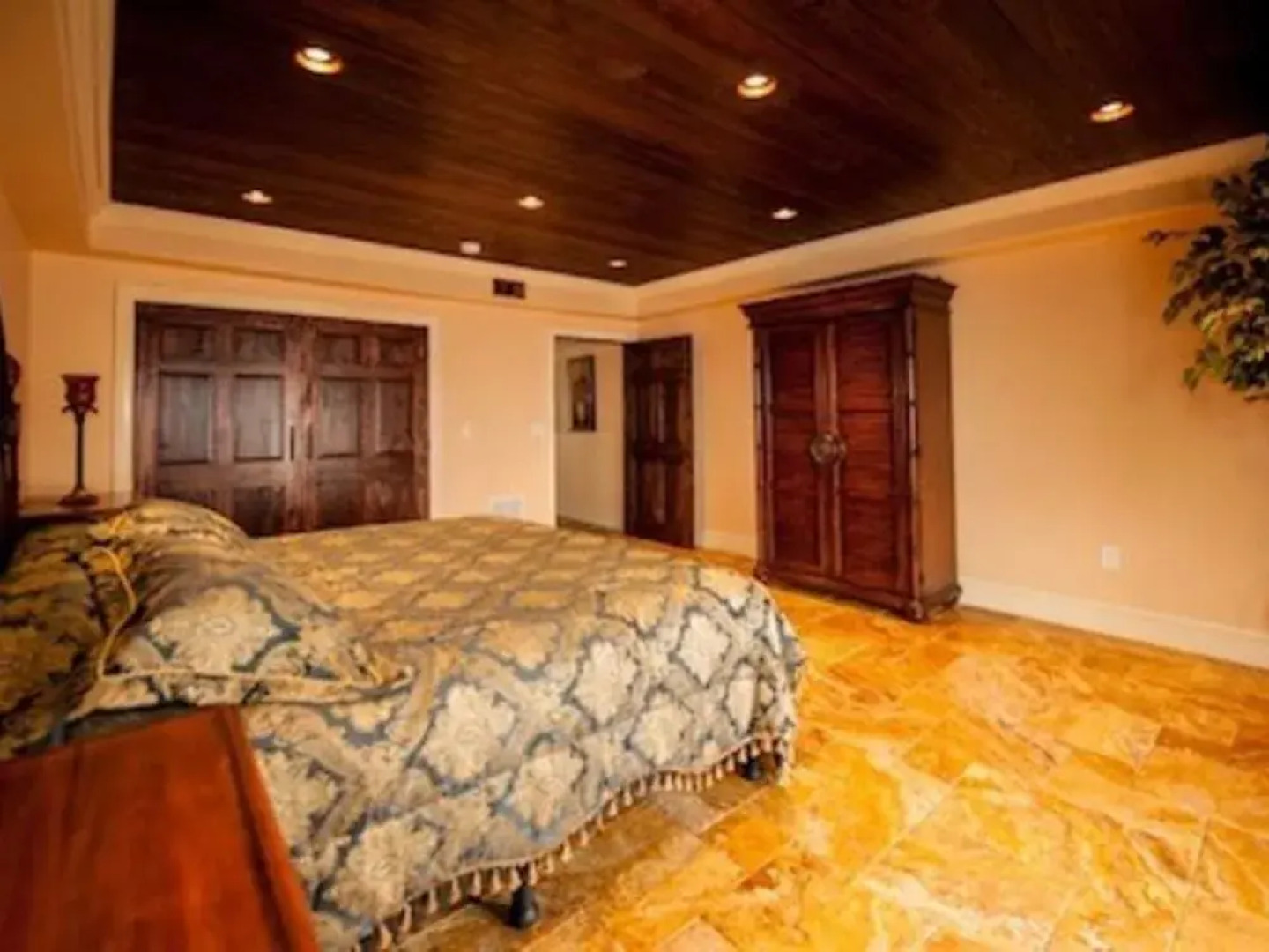 Gulfside Luxury Condo