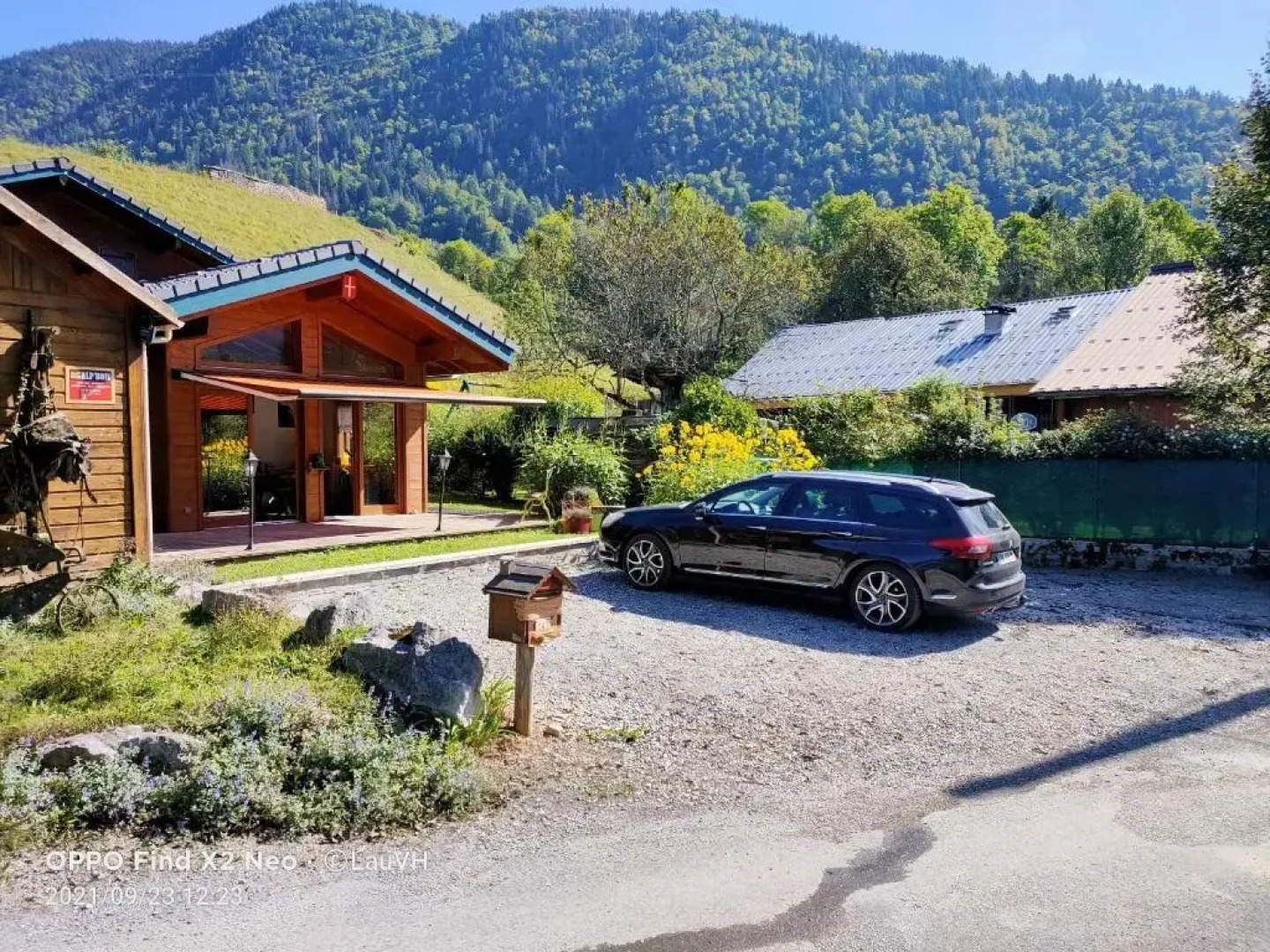 Chalet de 3 chambres avec jacuzzi jardin et wifi a Le Biot a 7 km des pistes