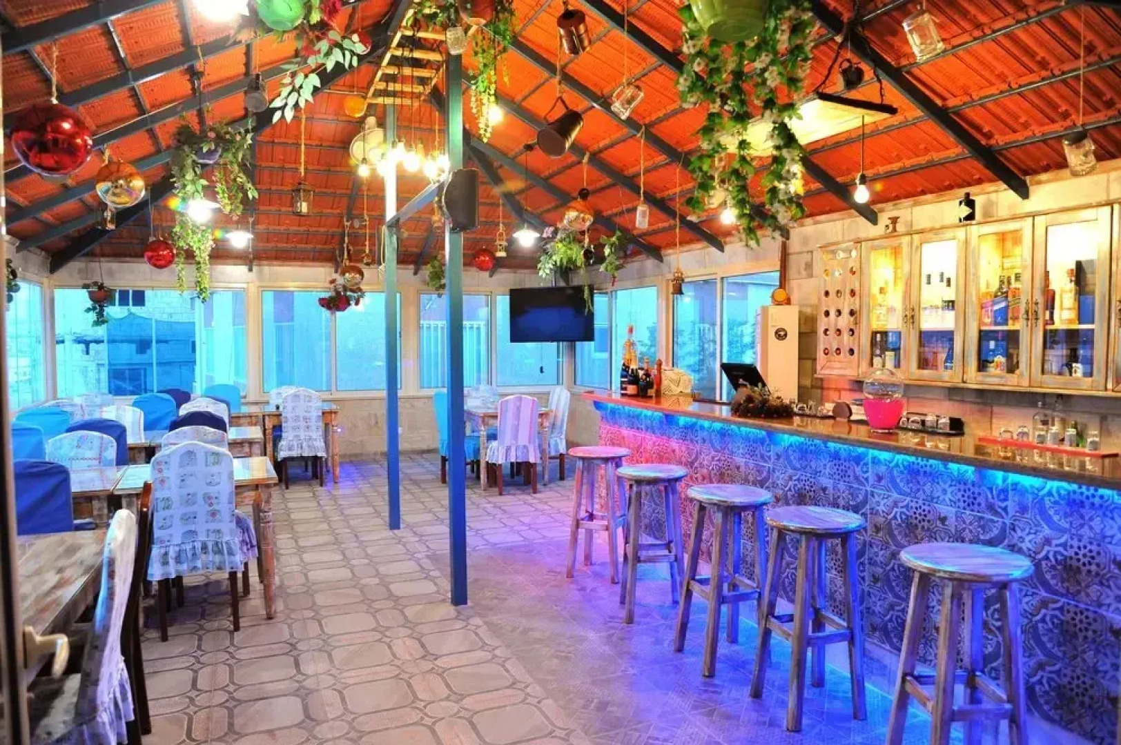 Tyre Boutique Apartments - Hotel