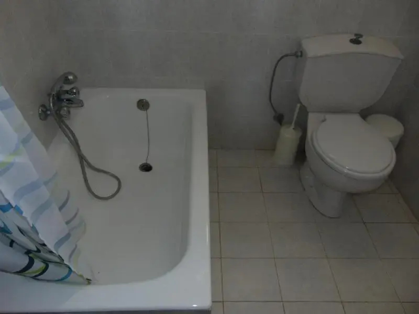 Marina Apartments & Studios