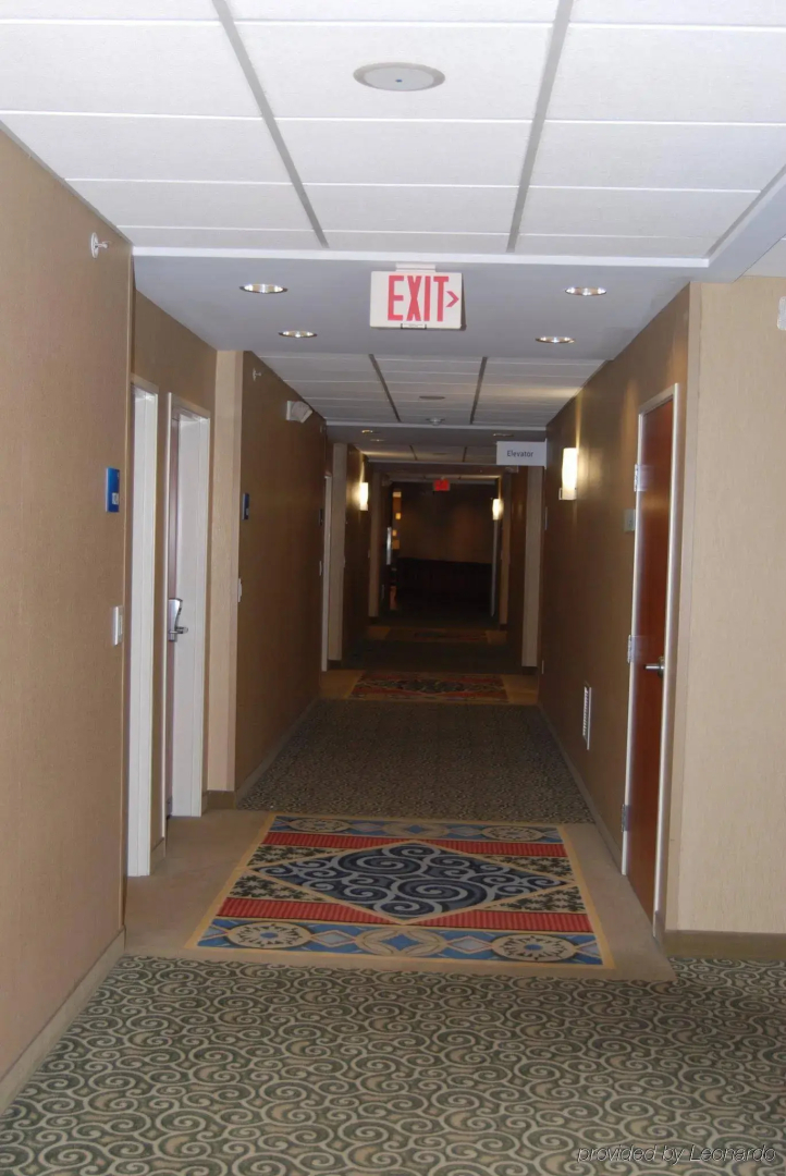 Holiday Inn Express Hotel & Suites Auburn Hills by IHG