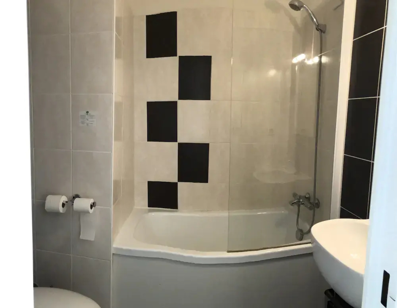 Cit' Hôtel la Pyramide