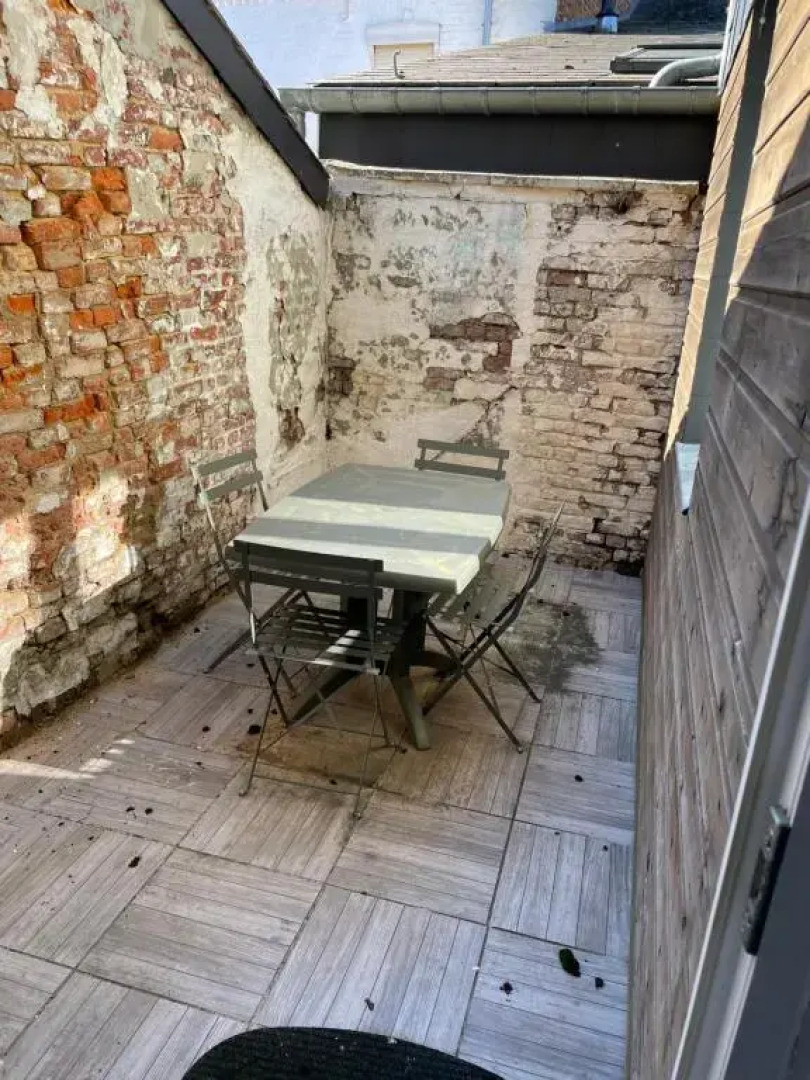 « Le temps d’un instant » dépendance