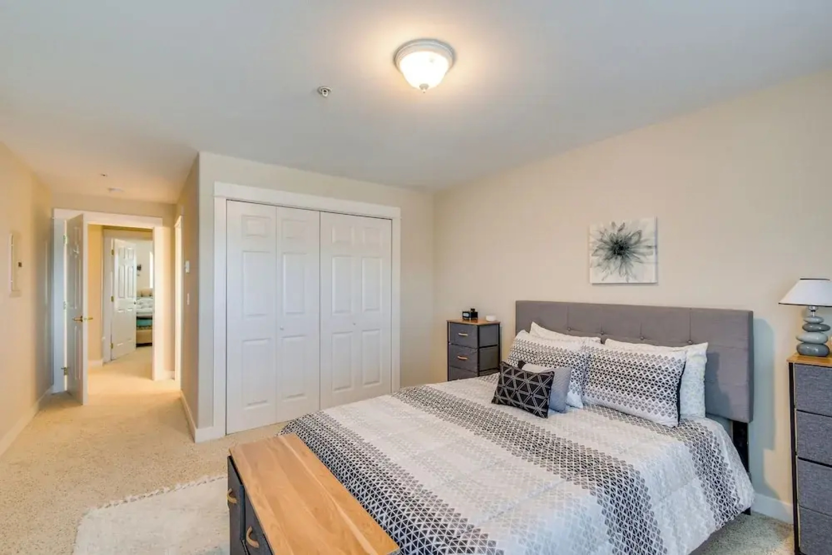 Westport Vacation Rental: Walk to Beach!