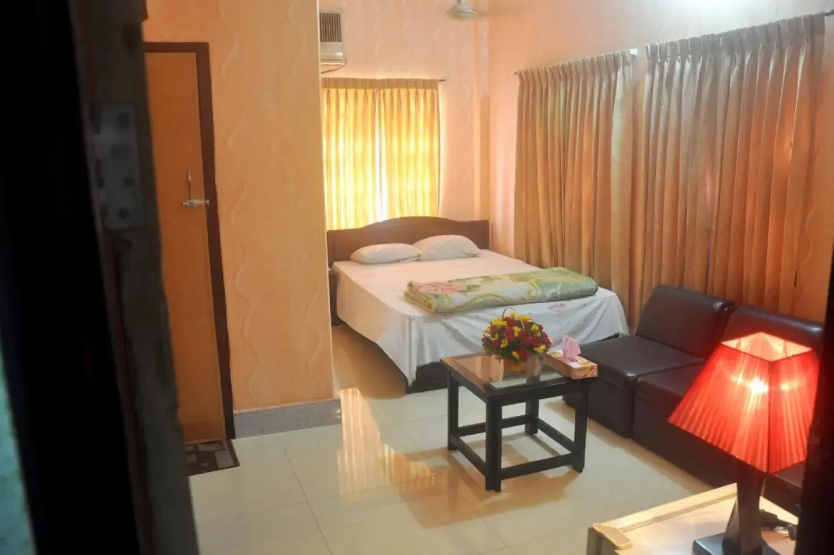 Hotel Swiss Garden International