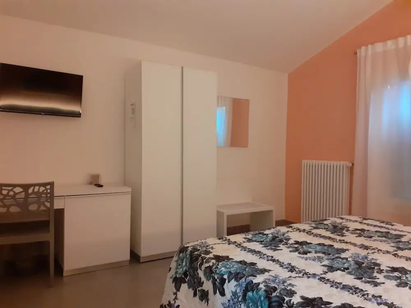 Royal Room & Breakfast