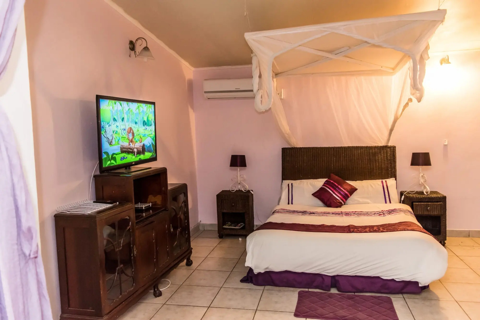 Annies Lodge Cape Maclear