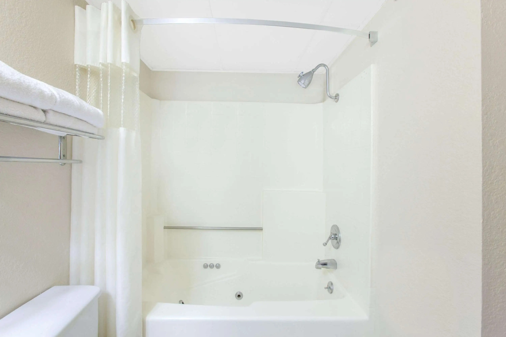 Baymont by Wyndham Branson - On the Strip