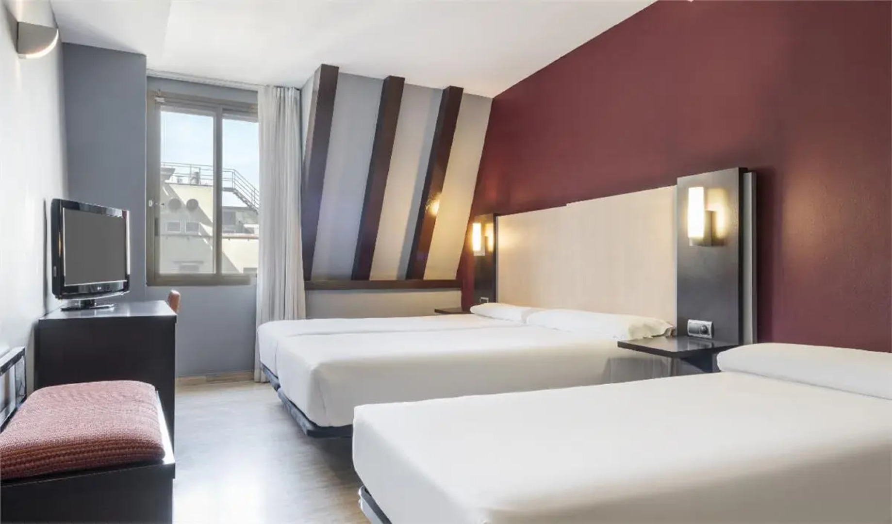 Hotel ILUNION Almirante