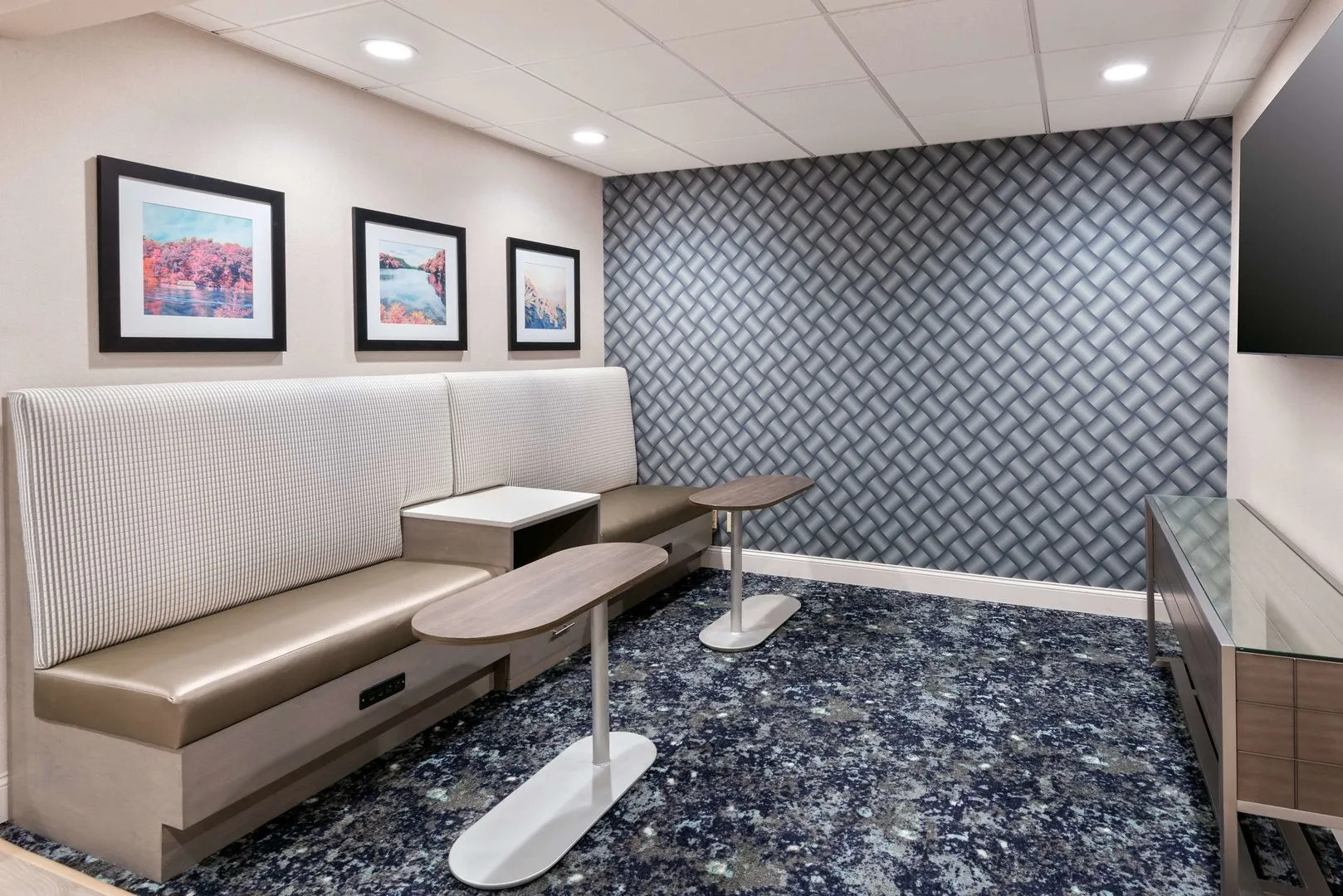 Hampton Inn Hartford/Airport