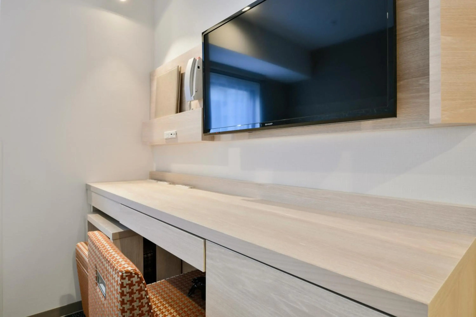 Vessel Inn Chiba Station