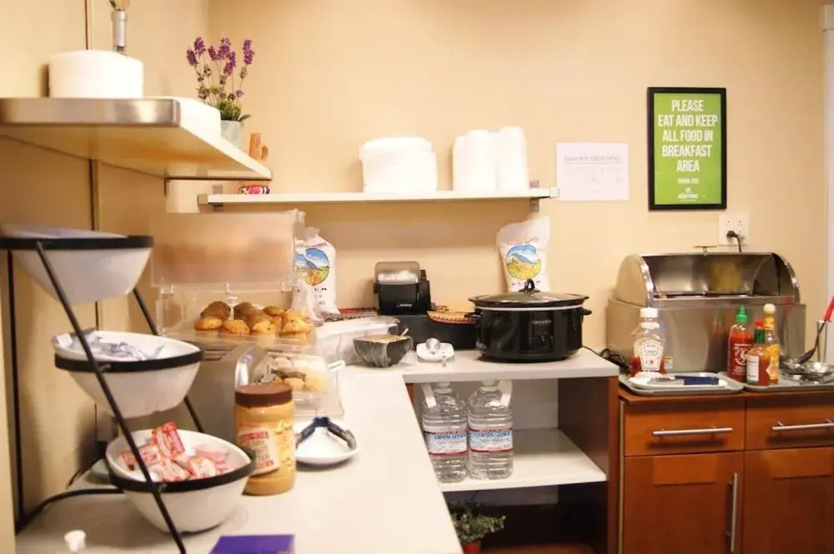 Americas Best Value Inn/brentwood Inn & Garden