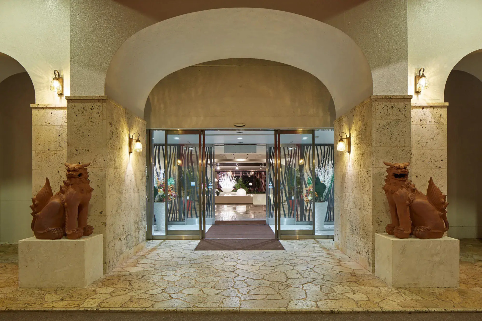 Royal View Hotel Churaumi