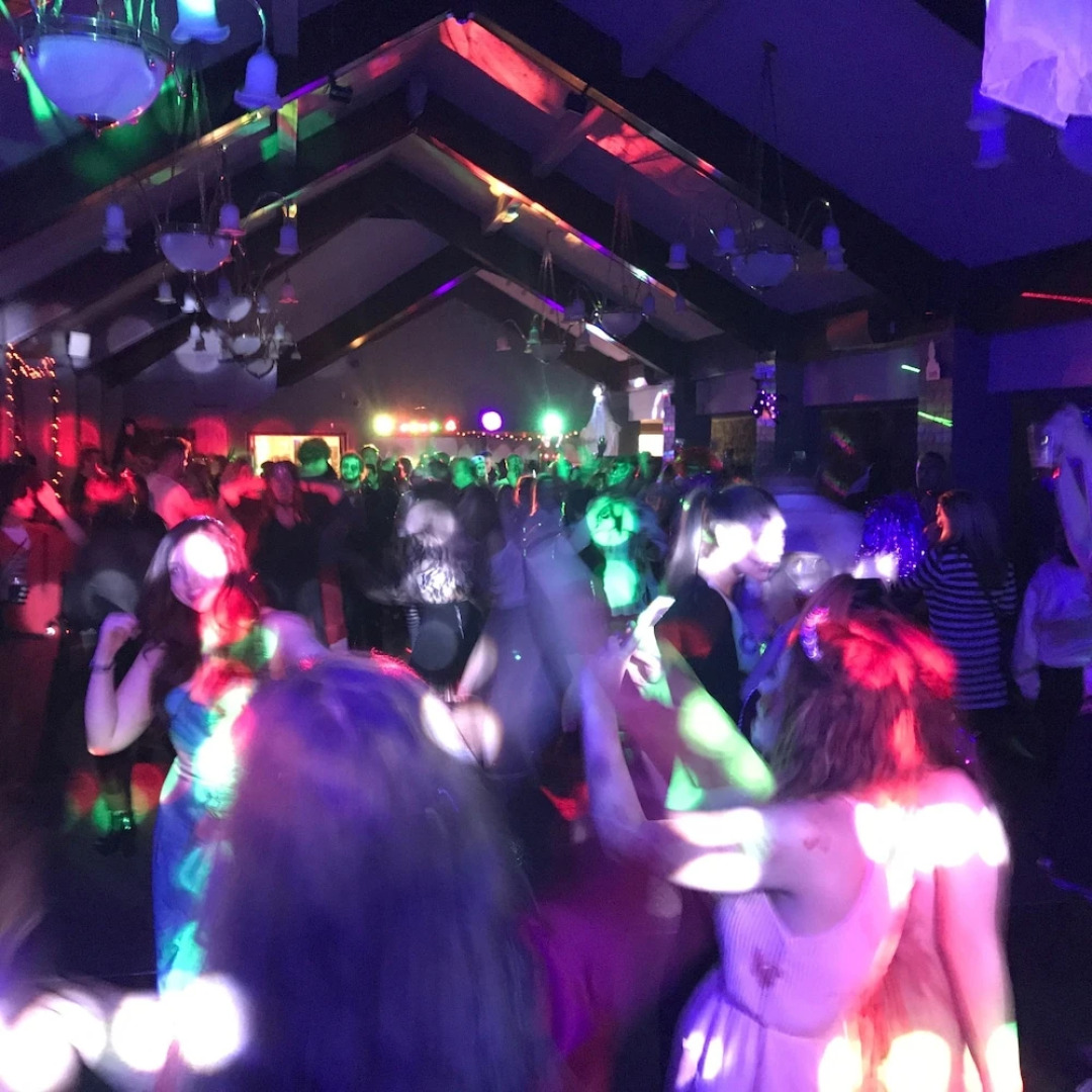 Cock Hotel Stony Stratford by Greene King Inns