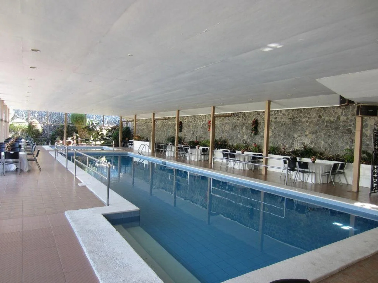 Emiramona Garden Hotel