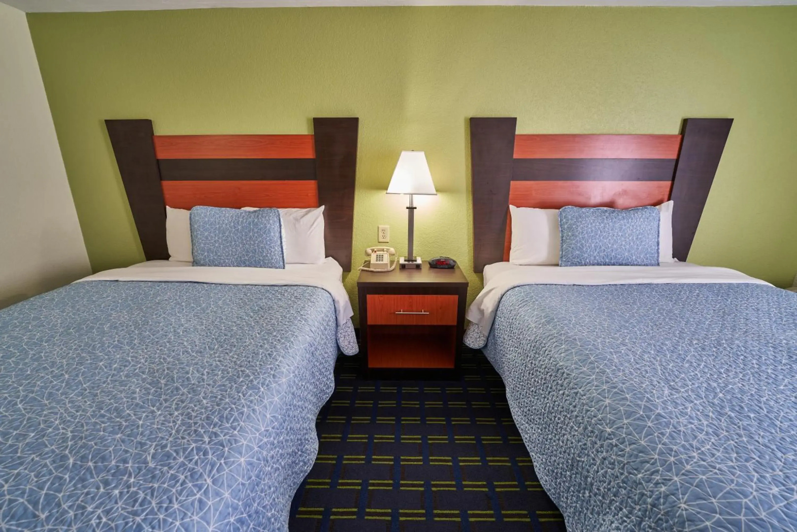 The Mariner Resort Cape Cod by The Red Collection