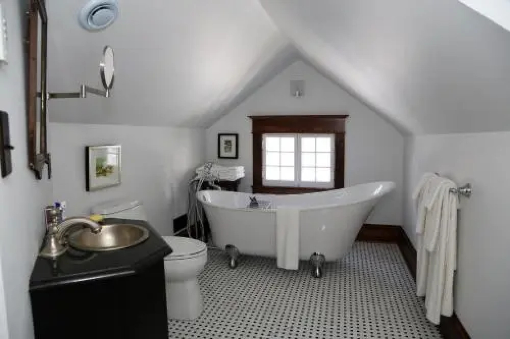 Cory Cottage at the Pansy Patch