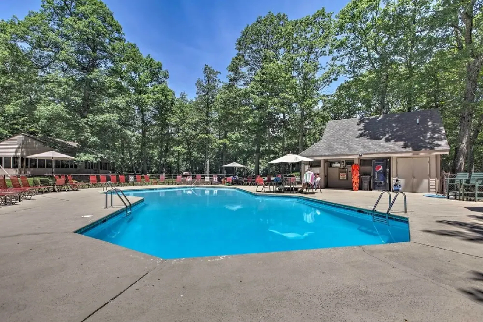 Wintergreen Resort Retreat - Walk to Slopes!