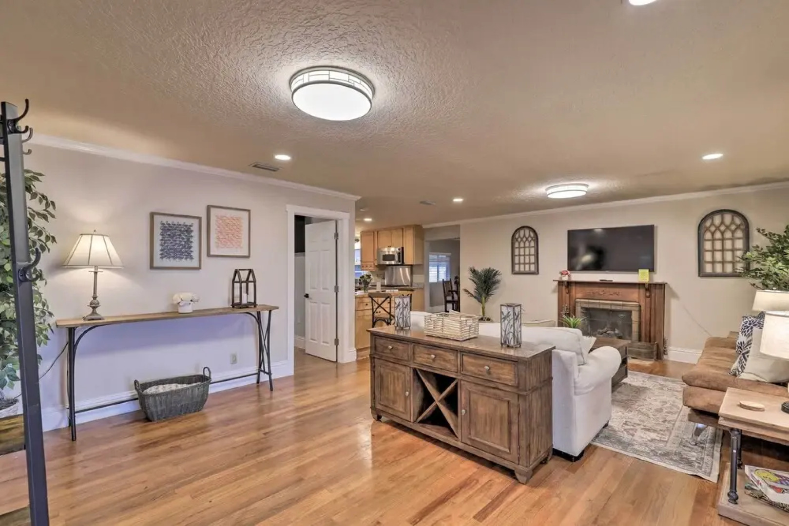 Waterfront Port Richey Getaway w/ Shared Dock