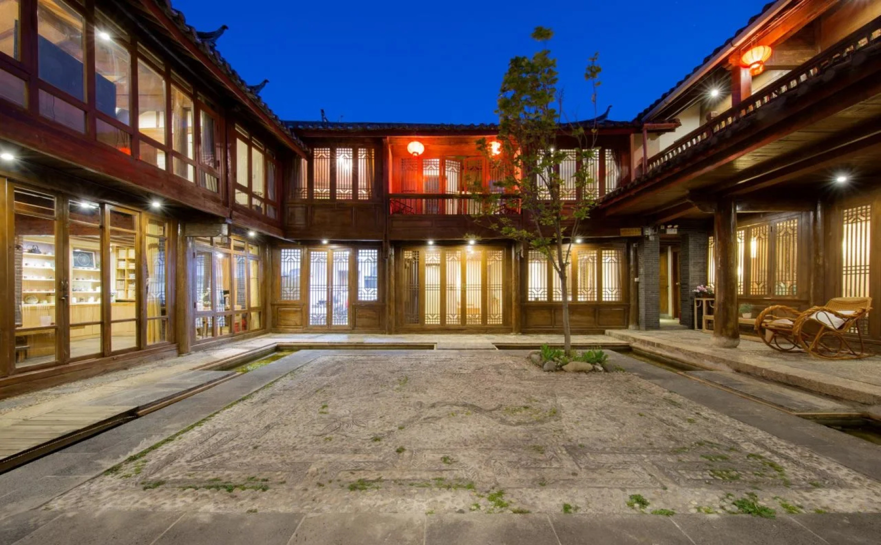 Lijiang Ancient Bridge Inn