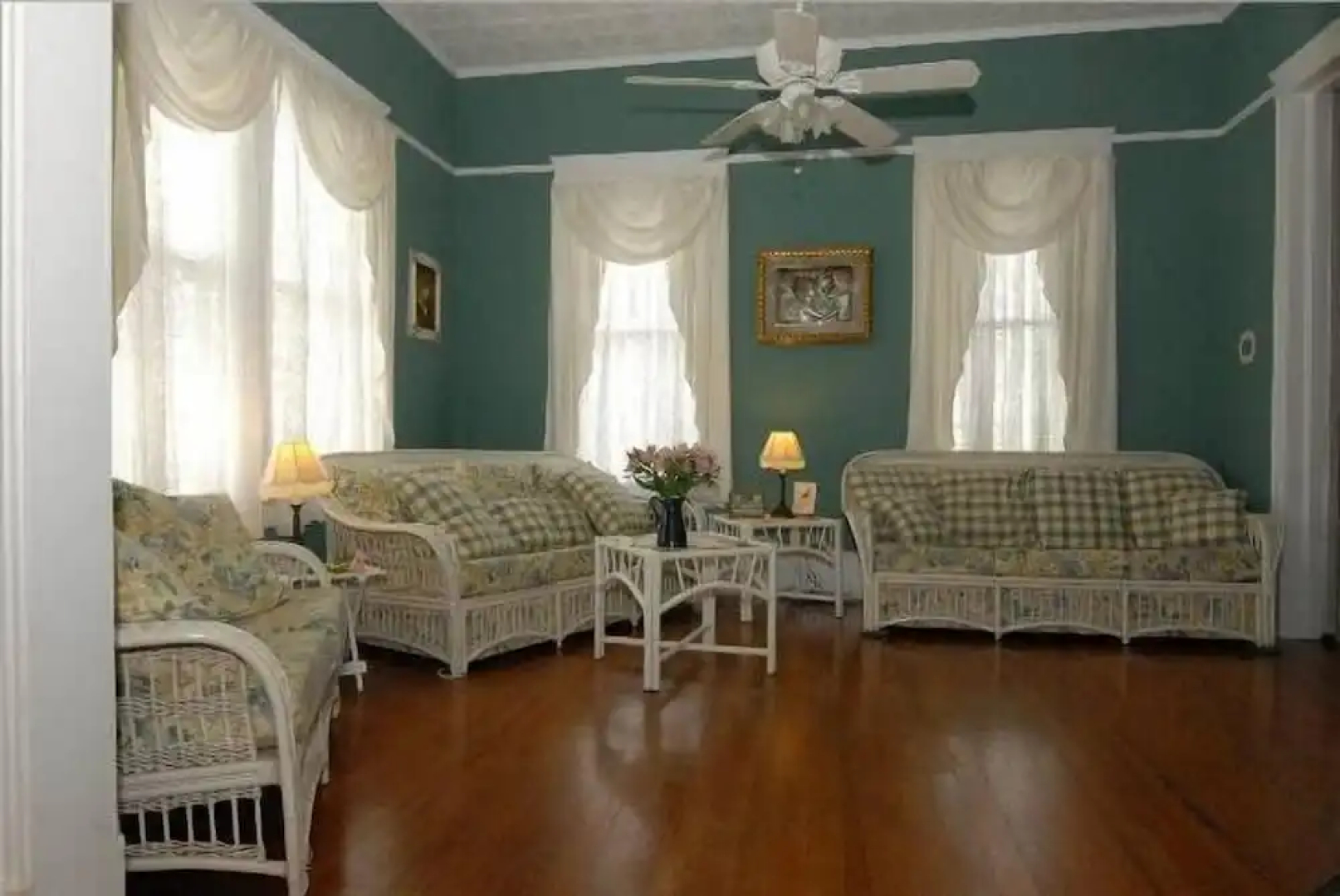 Coastal Dreams Bed & Breakfast