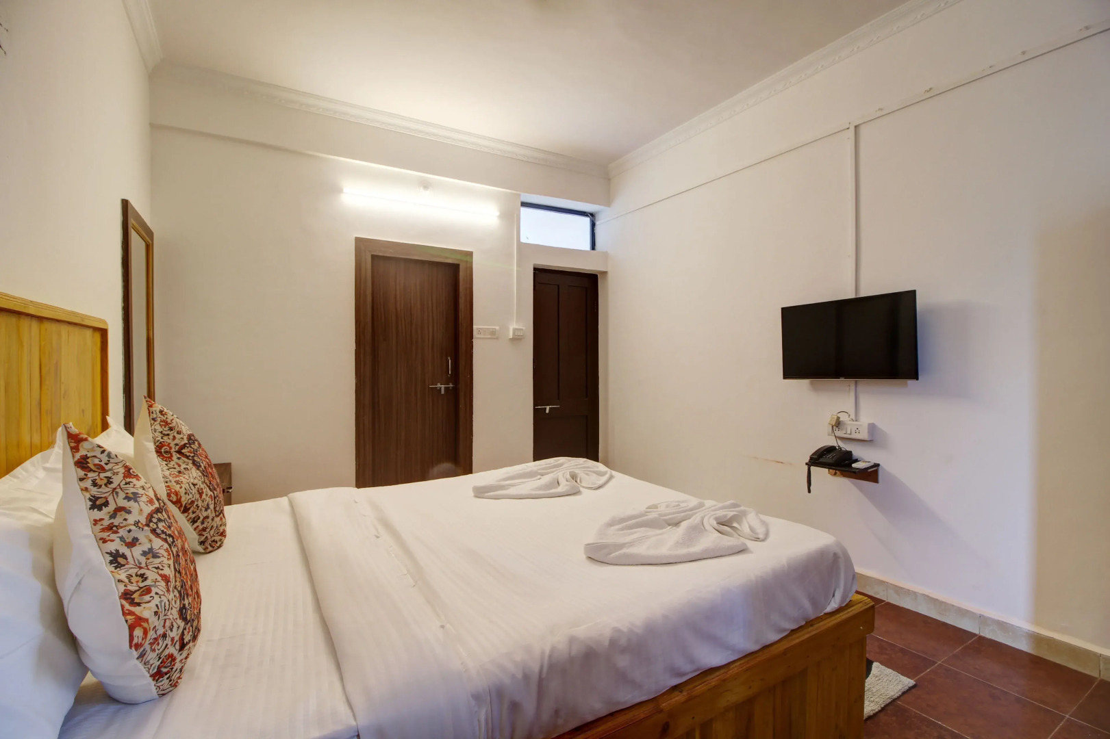 Hotel Pleasure Inn near Turtle Beach- Morjim