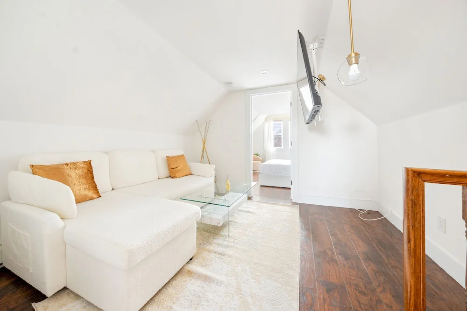 NY Luxury Apt Free Parking in PRIME Area