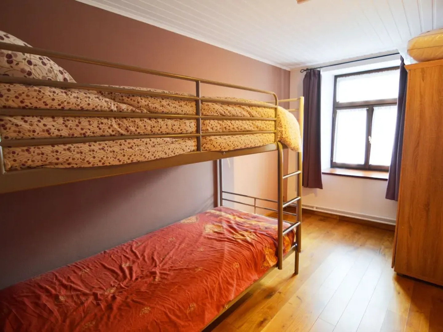 Spacious Ardennes Getaway