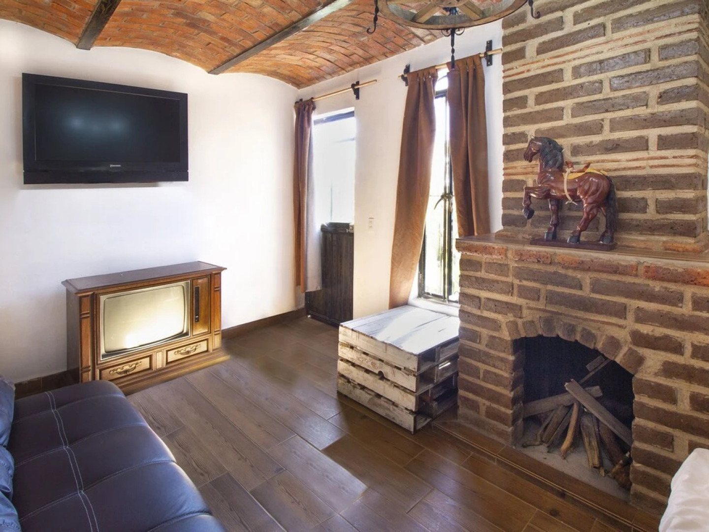 Hotel Cabañas Azul Tequilana