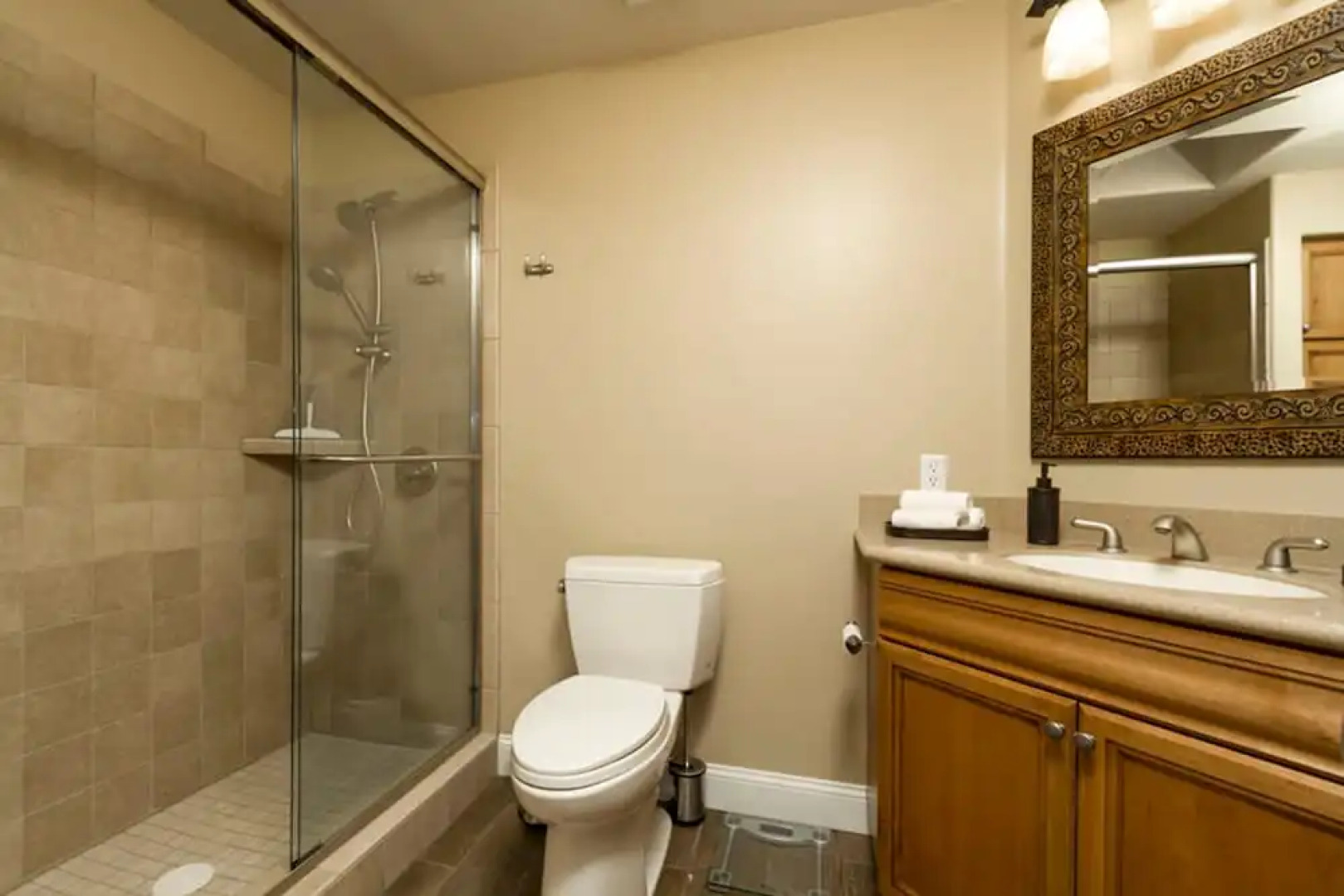 Hidden Oasis 3 BR by Casago