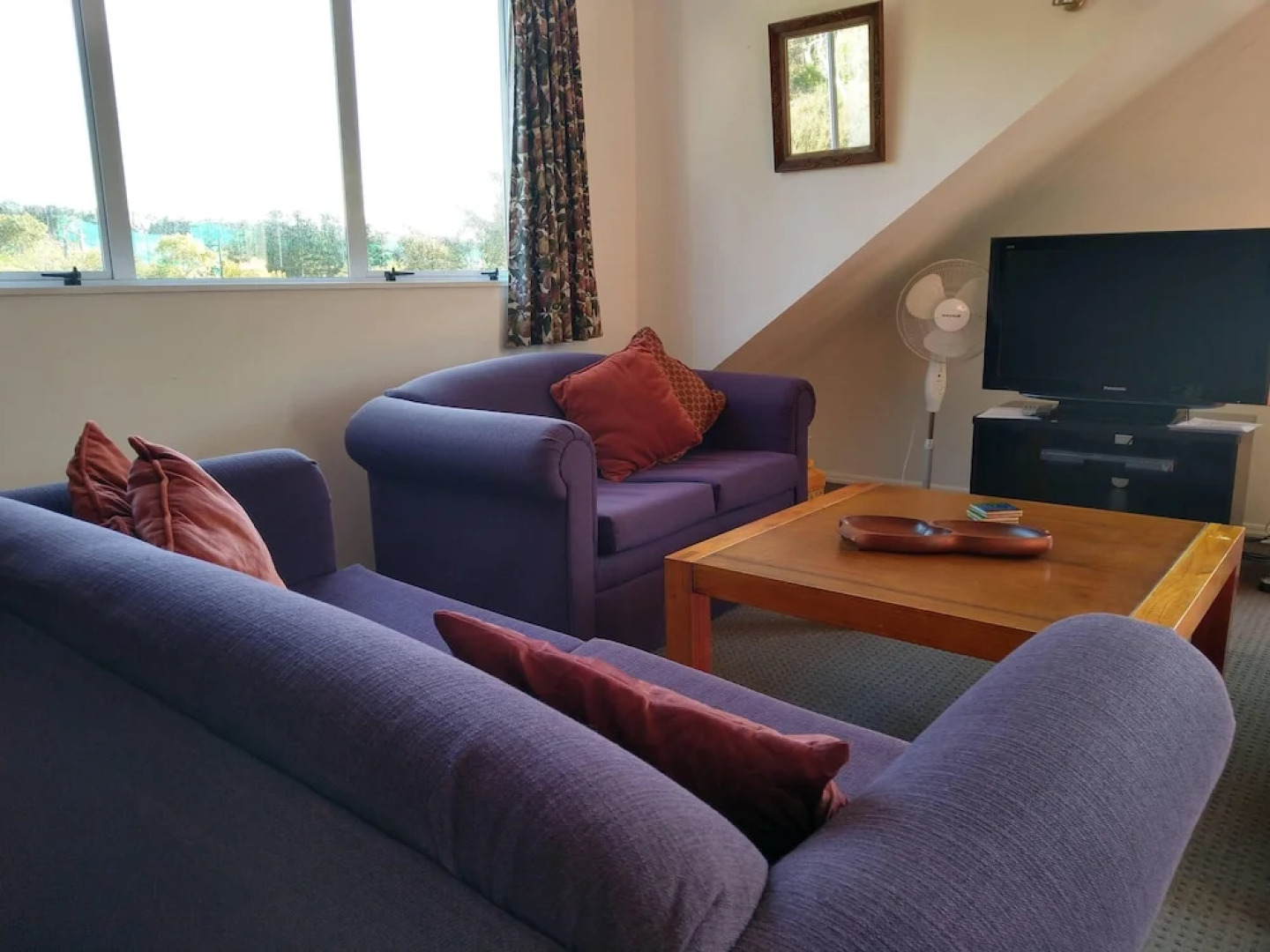 Purple Hen Country Lodge