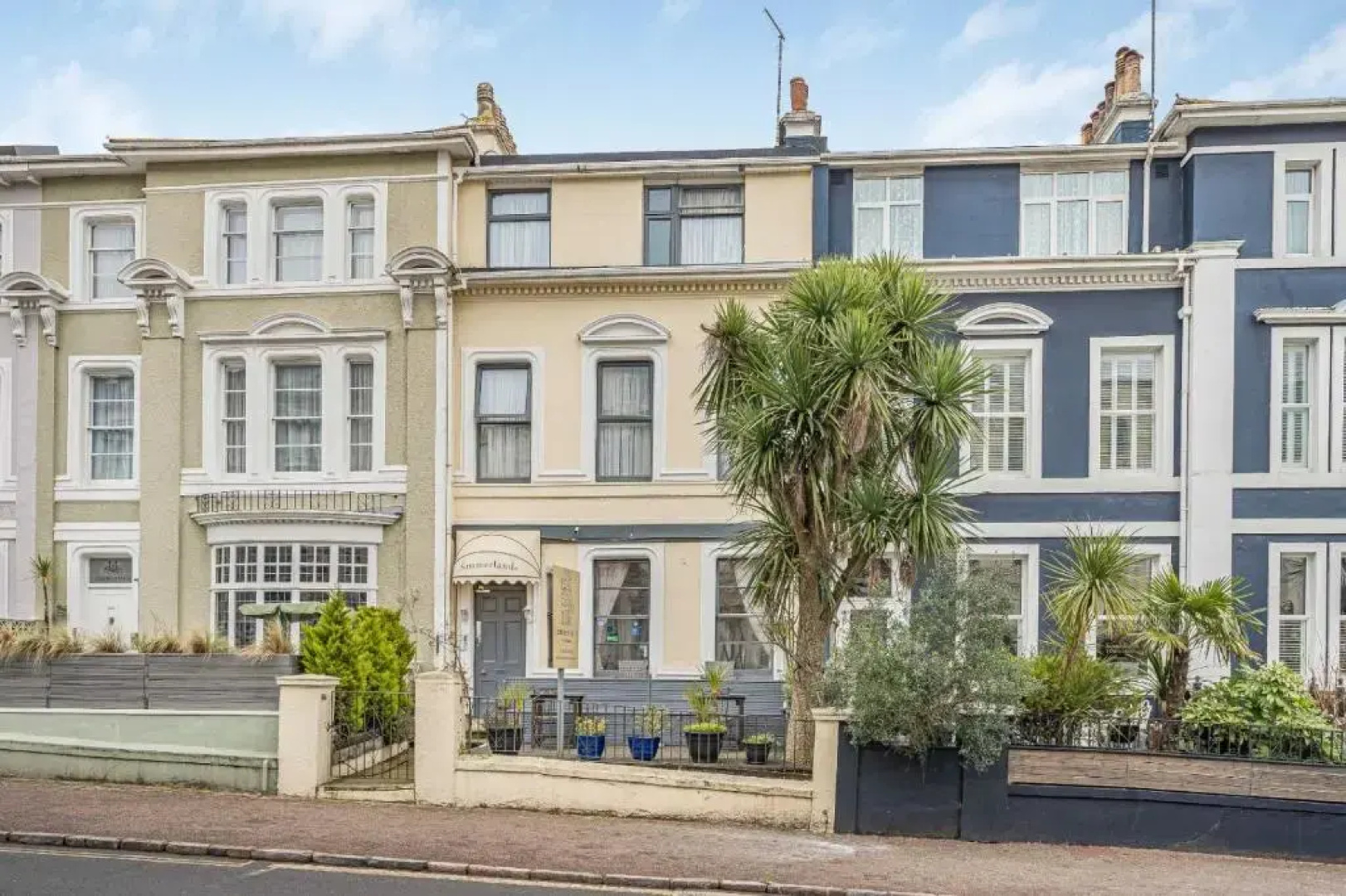Summerlands Guest House