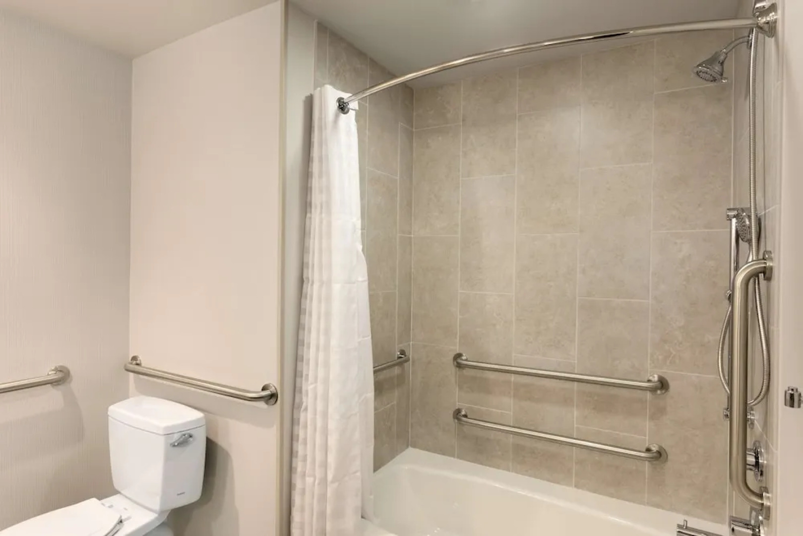 Embassy Suites By Hilton Kansas City Olathe
