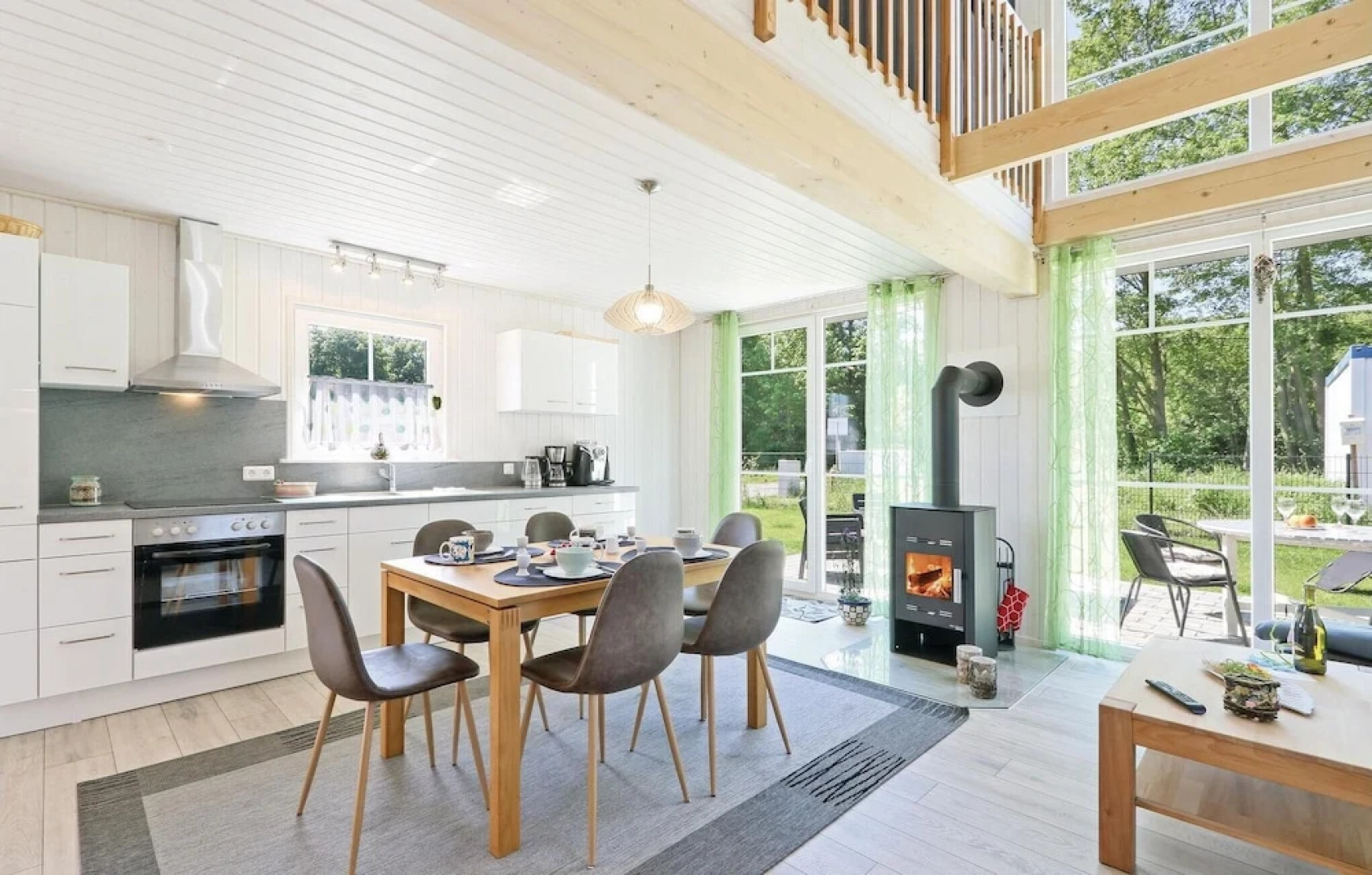 Awesome Home in Zerpenschleuse With 2 Bedrooms and Wifi