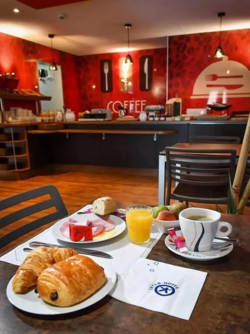 Brit Hotel Confort Saint-Lô